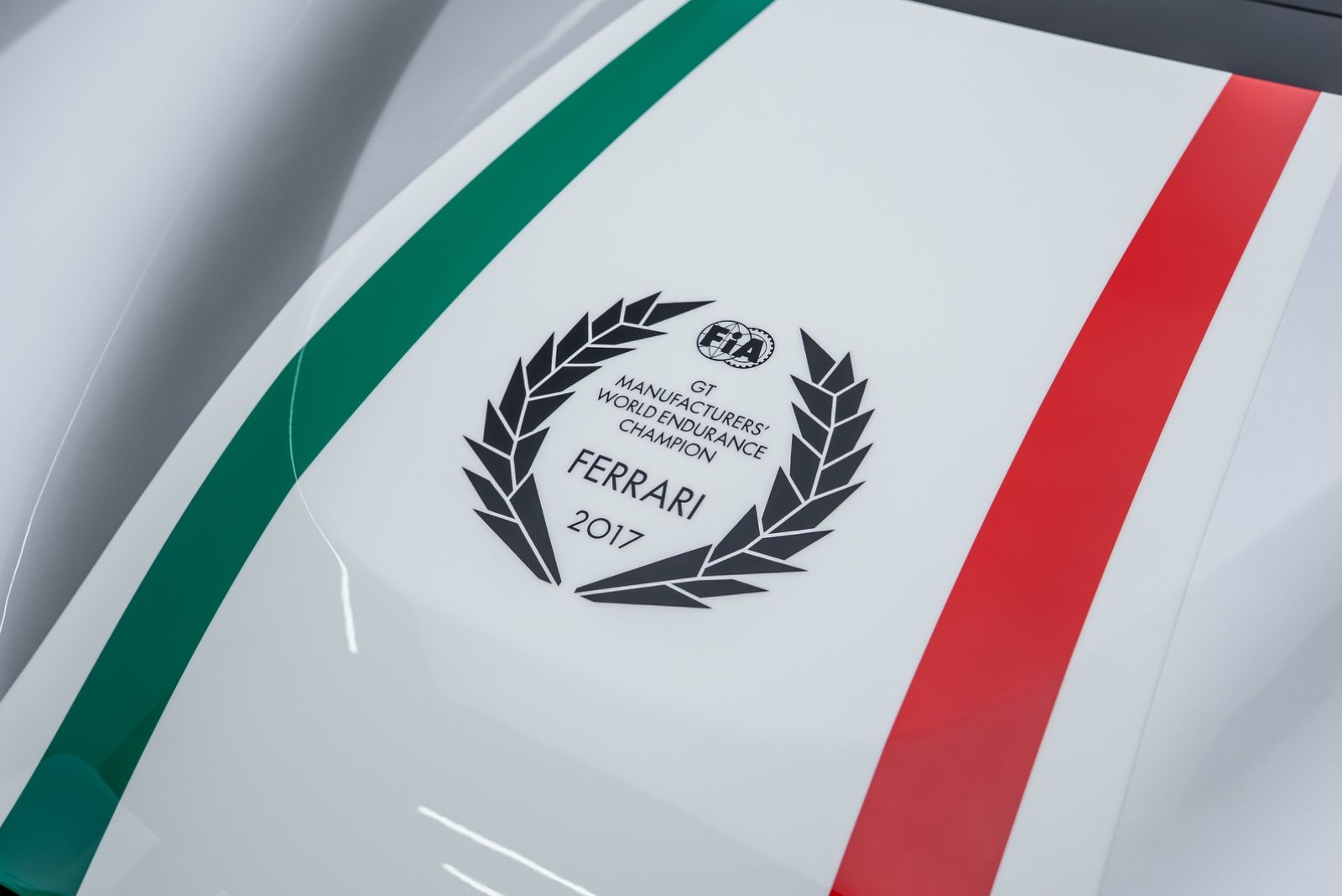 Fahrzeugabbildung Ferrari 488 Pista Piloti TOP/1. HD/LIMITED/CARBON/NEW