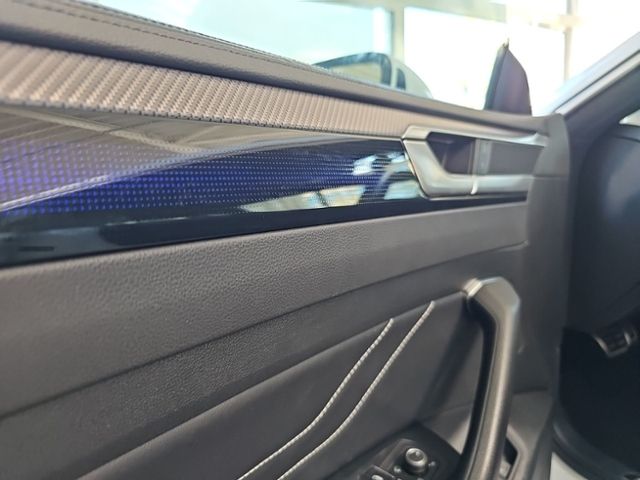 Fahrzeugabbildung Volkswagen Arteon Shooting Brake eHybrid DSG R-Line STDHZ A