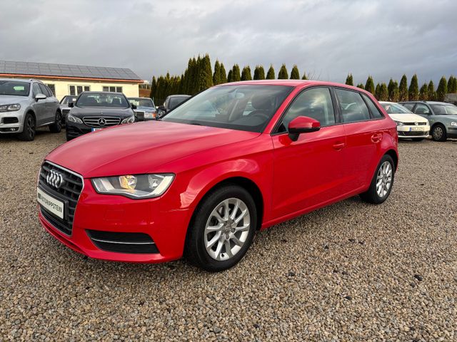 Audi A3 Sportback attraction +TOP ZUSTAND+SHZ+TEMPO+