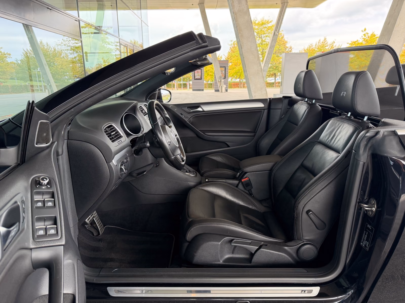 Volkswagen Golf VI Cabriolet R | Led | Dynaudio | Shz | Pdc