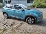 Hyundai KONA Elektro ELEKTRO 100kW Style Style - Hyundai KONA Elektro von privat