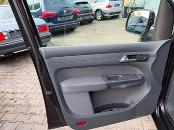 Volkswagen Caddy - 9