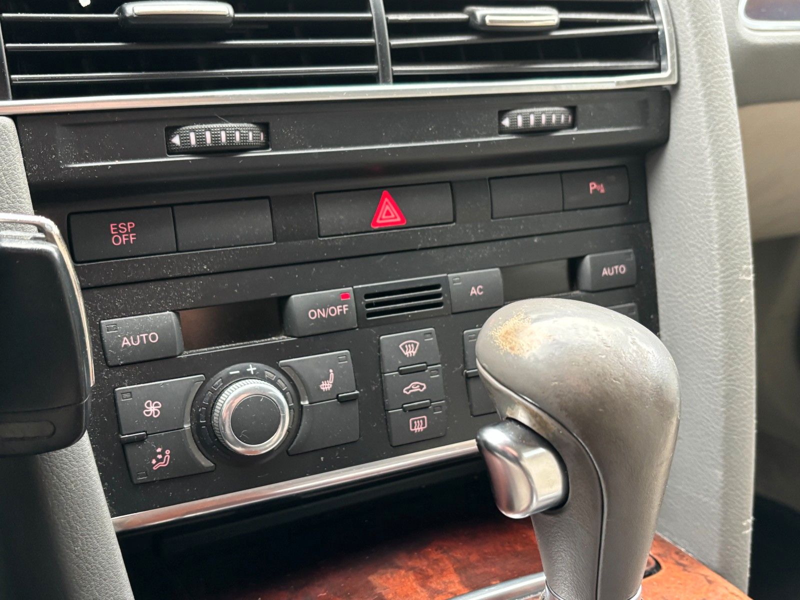 Fahrzeugabbildung Audi A6 Avant 3.0 TDI *Automatik*BOSE*Kamera*ACC