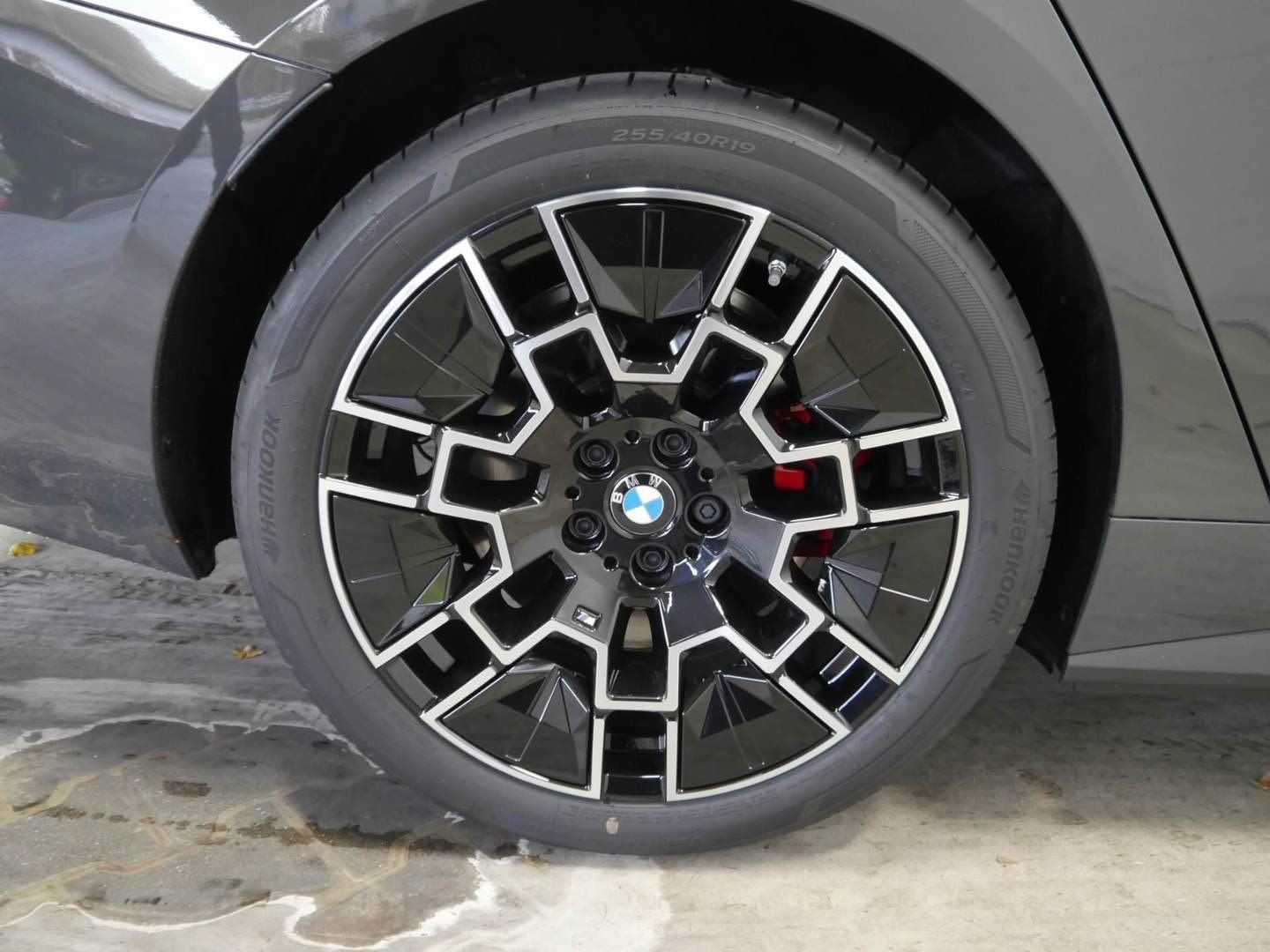 Fahrzeugabbildung BMW i4 xDrive40 M Sportpaket Pro, Glasdach, Touring