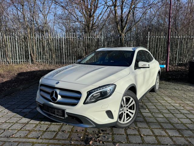 Mercedes-Benz GLA 200d*Sport*Xenon-LED*Navi-Comand*PDC*Euro6*