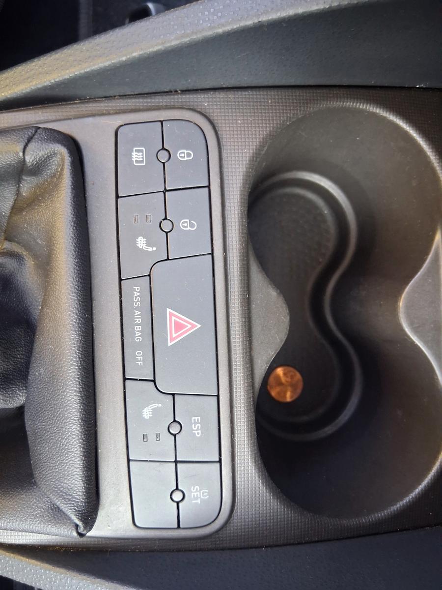 Seat Ibiza 2012 — photo 9