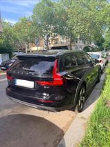 Volvo V60 Cross Country B4 D AWD Geartronic Pro Pro - Volvo V60 Cross Country von privat