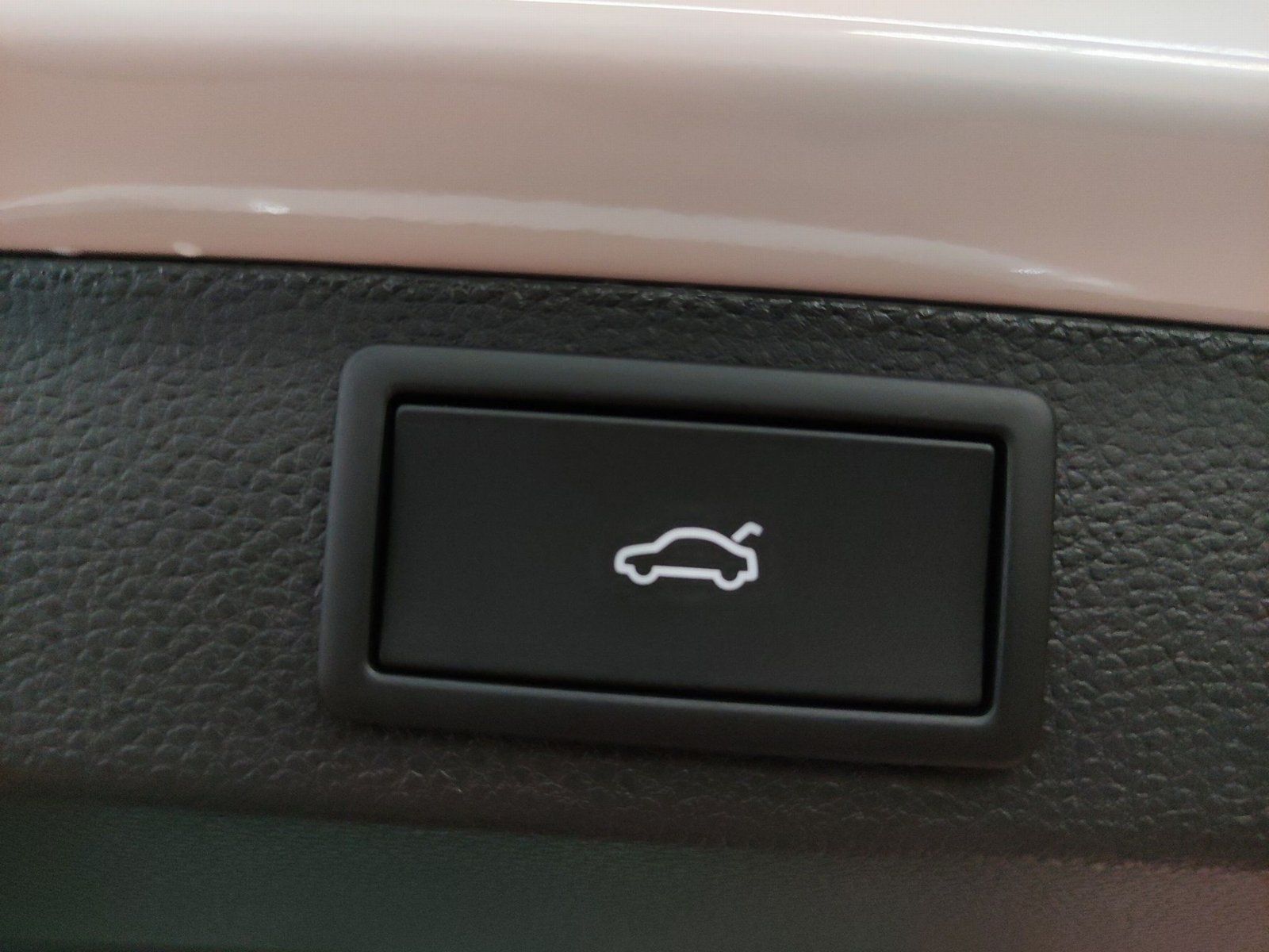 Skoda Karoq - Bild 12