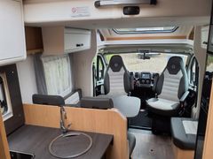 Sunlight T 68, Einzelbetten und Hubbett,Sat automatisch