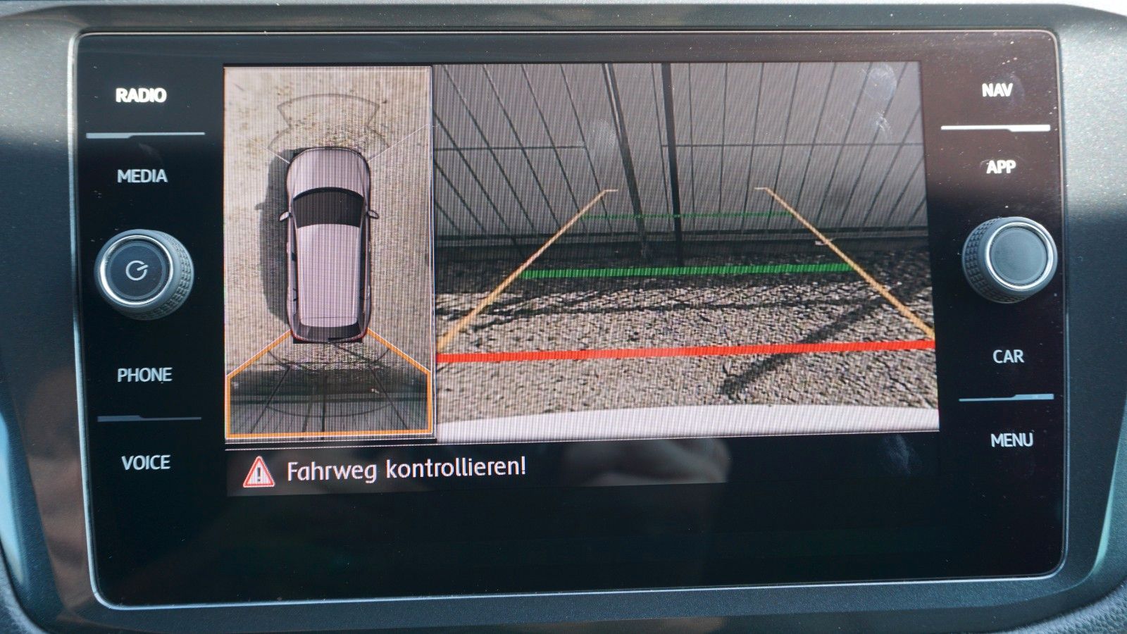 Fahrzeugabbildung Volkswagen Tiguan 4M R-Line Navi,LED,ACC,DCC,Kamera,Head Up