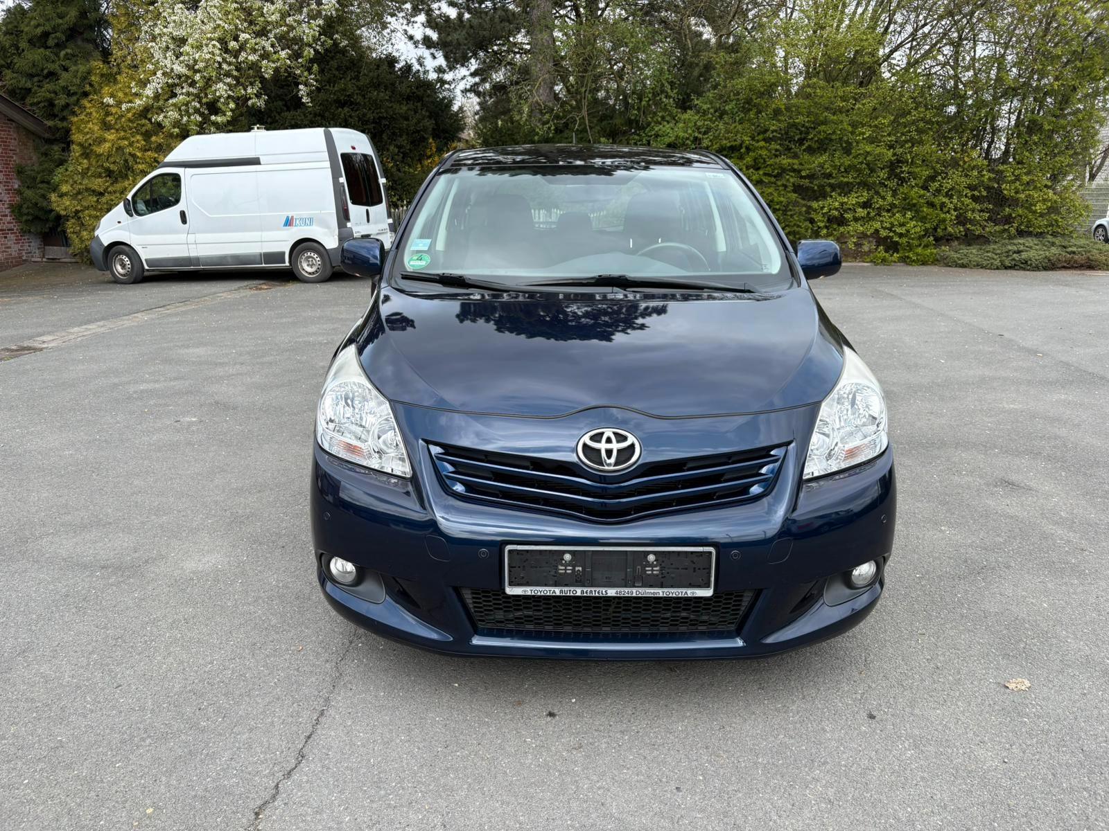 Toyota Verso Edition:Automatik:Panorama.