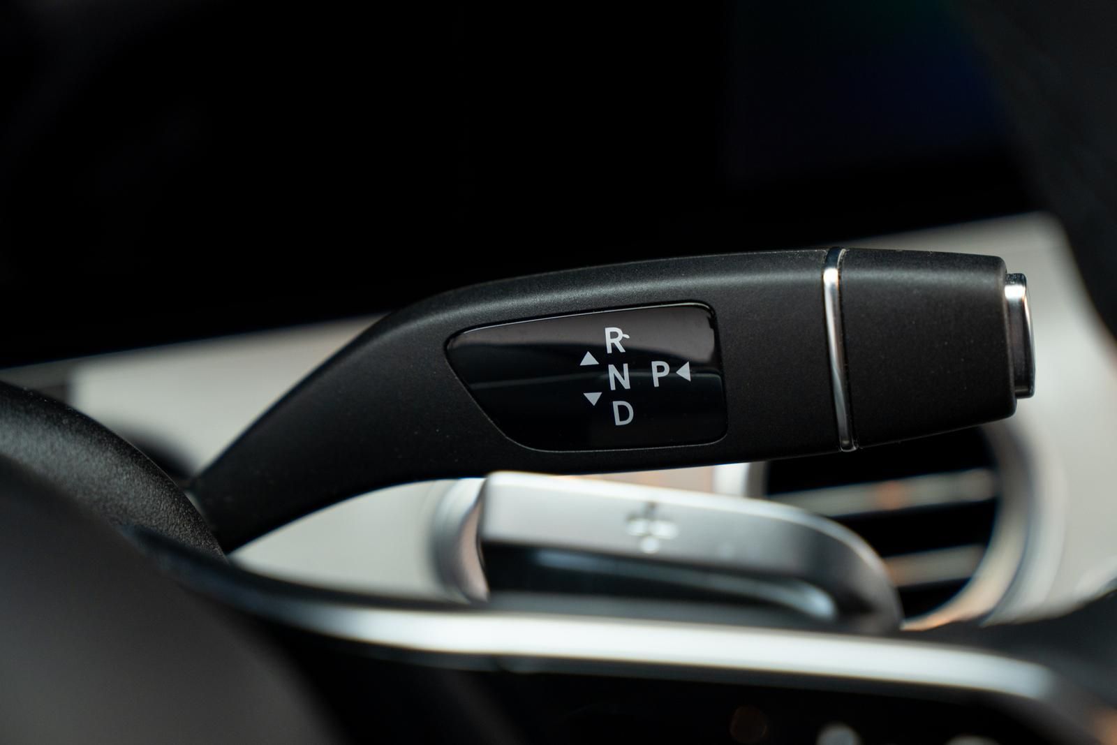 Mercedes-Benz E 220 d T AMG Line LED NAVI KAMERA NIGHT foto 22