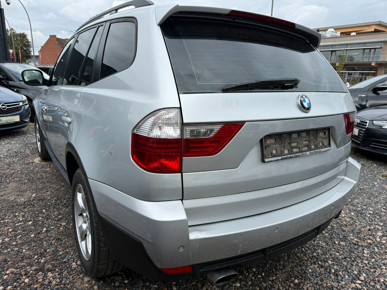 Fahrzeugabbildung BMW X3 xDrive20d