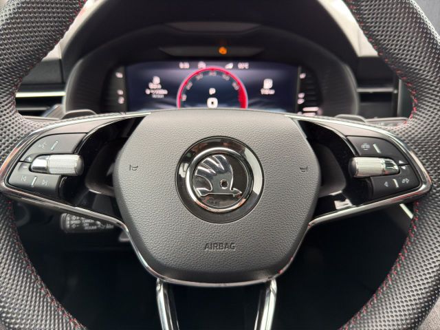 Kamiq Monte Carlo 1.5 TSI DSG Bluetooth LED