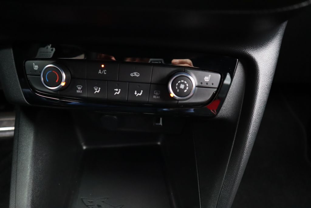 Fahrzeugabbildung Opel Corsa 1.2 Turbo Aut GS+Lenkradh+ParkGoPlus