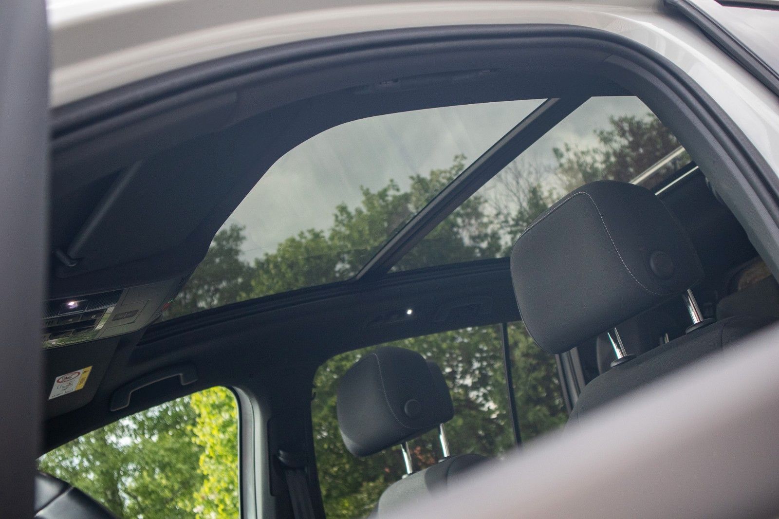 Fahrzeugabbildung Volkswagen Touran Highline R-Line*AHK*DSG*PANO*