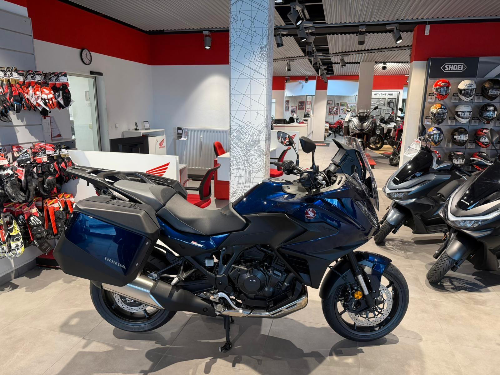 Honda NT1100 Hawkseye Blue *sofort verfügbar*