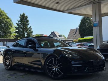 Porsche Panamera - 1