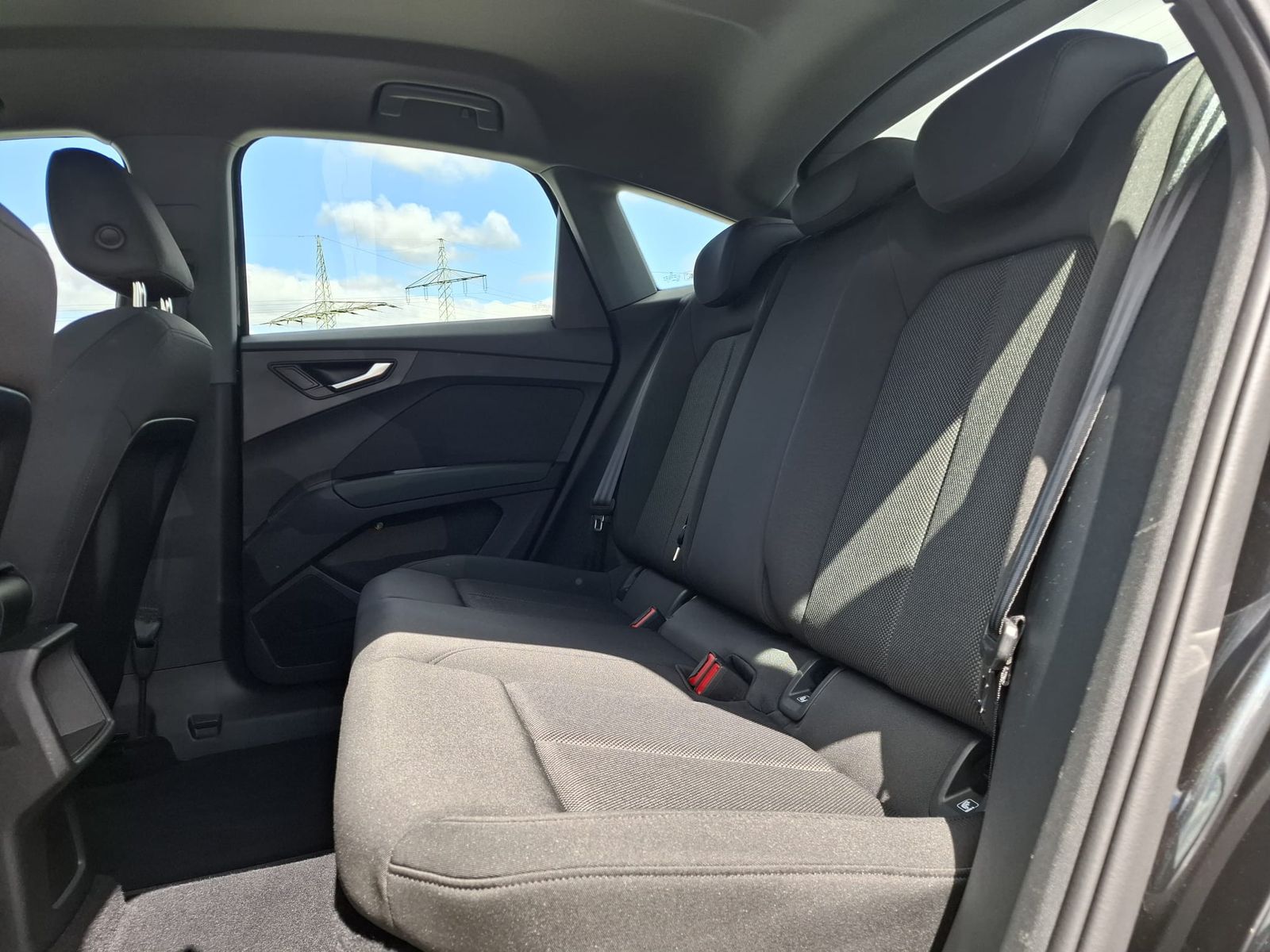 Fahrzeugabbildung Audi Q4 e-tron 40 Sportback S-Line ACC*DCC*KAM.*Optik