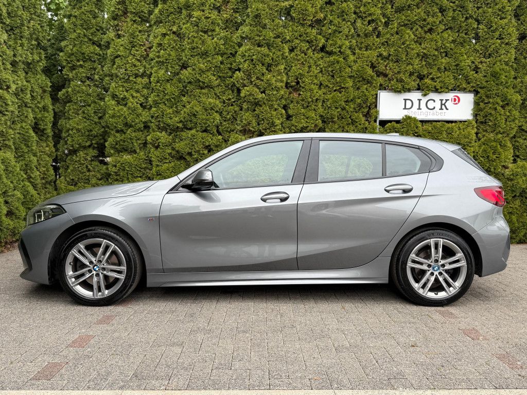 Fahrzeugabbildung BMW 118  d Aut. M Sport LED+NAVI+SHZ+AHK+AMBI+CARPL+
