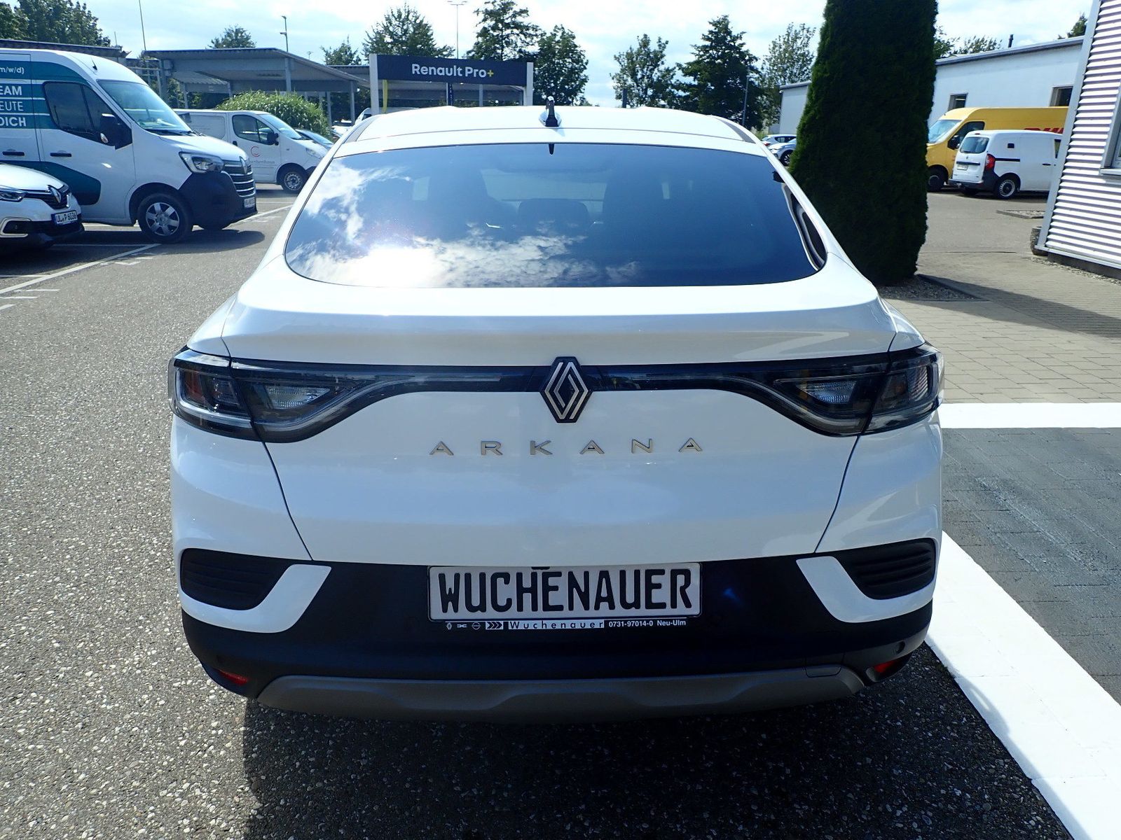 Fahrzeugabbildung Renault Arkana Techno 140 EDC