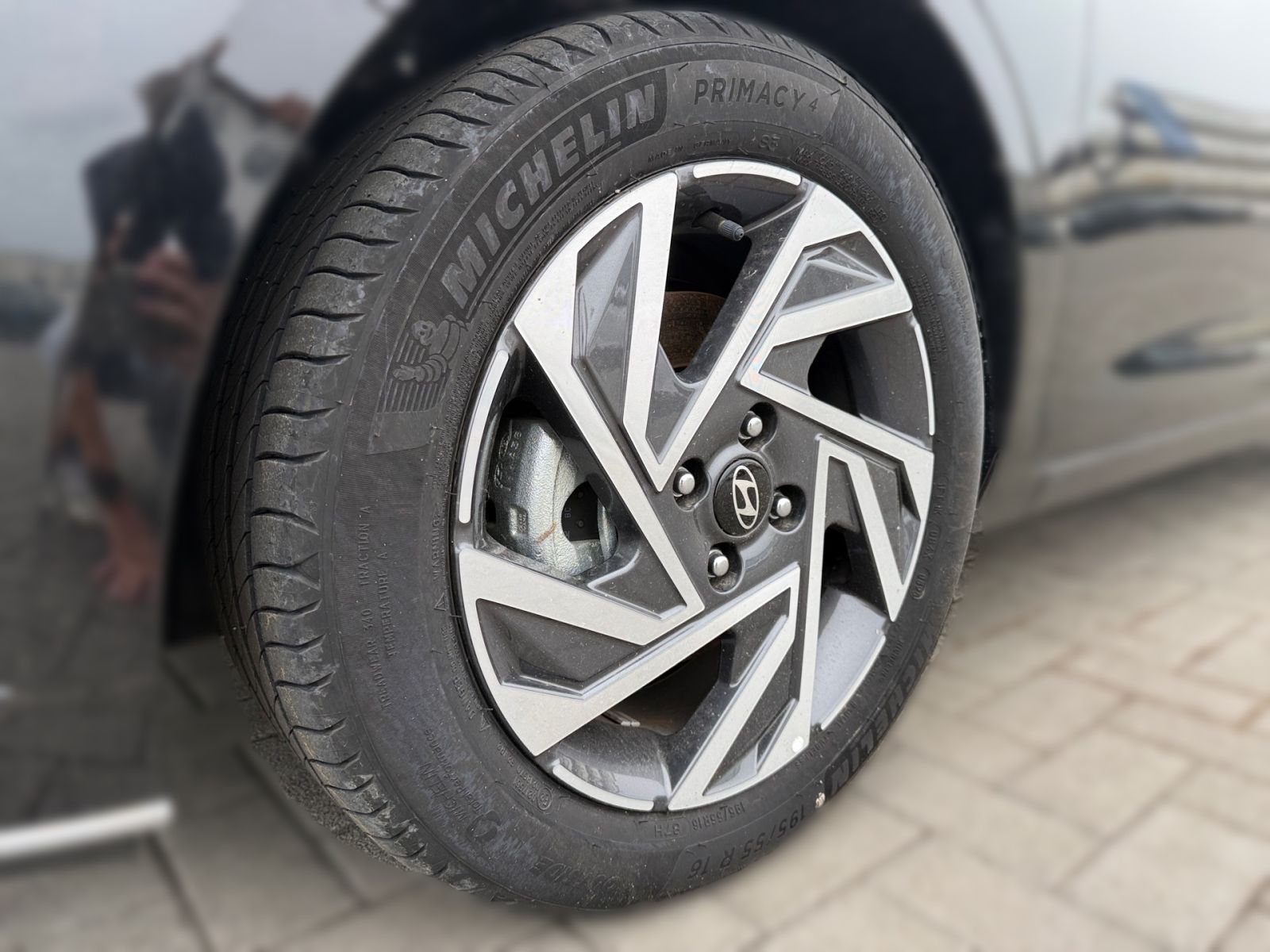 Fahrzeugabbildung Hyundai i20 1.0 T-GDI Trend Komfort Navi