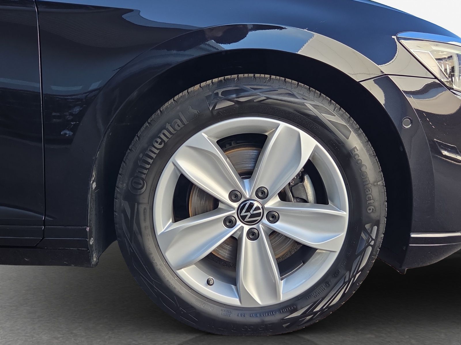 Volkswagen Passat Variant - Bild 15