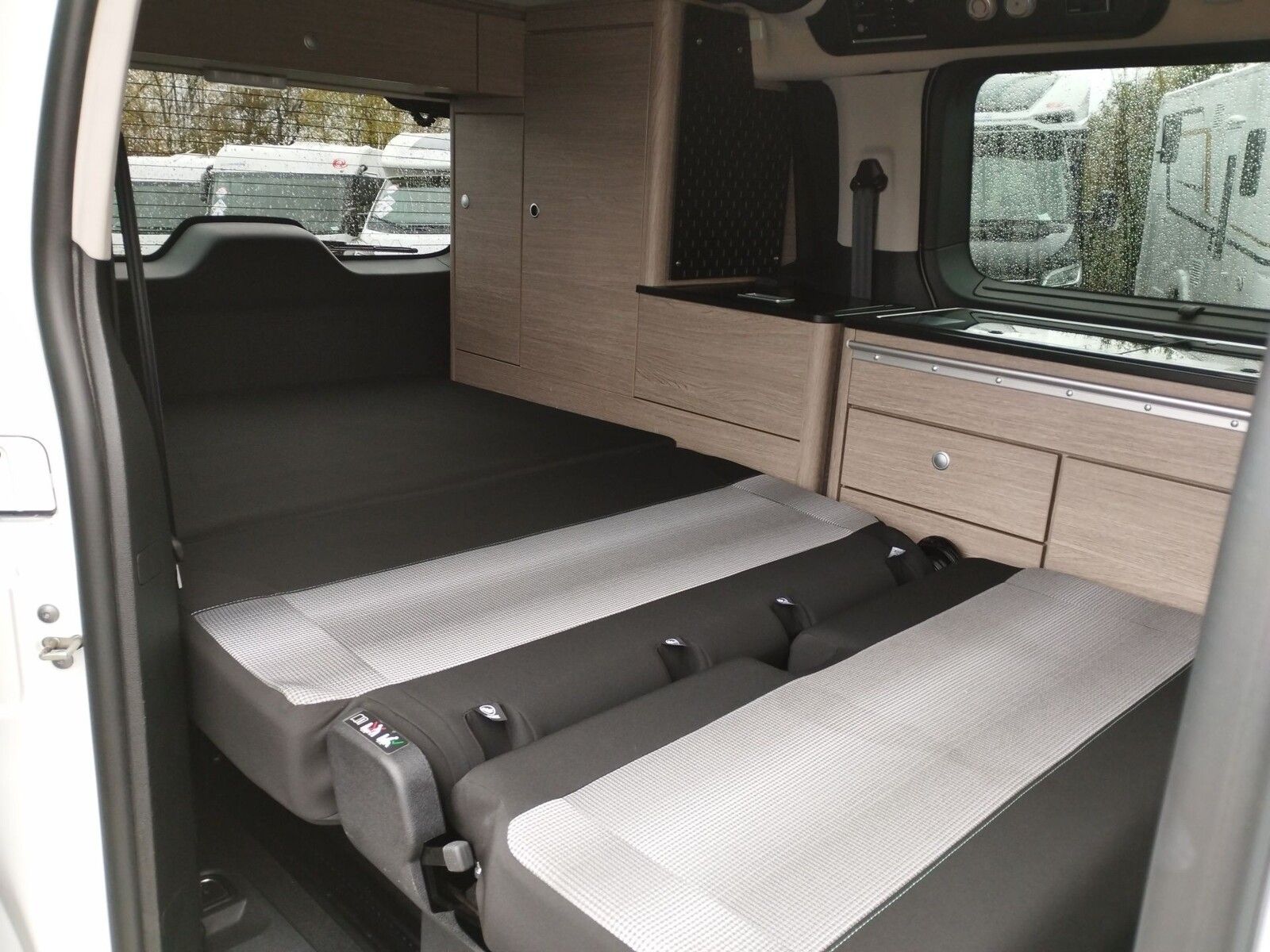 Fahrzeugabbildung Pössl Campster Citroen 180 PS Automatik