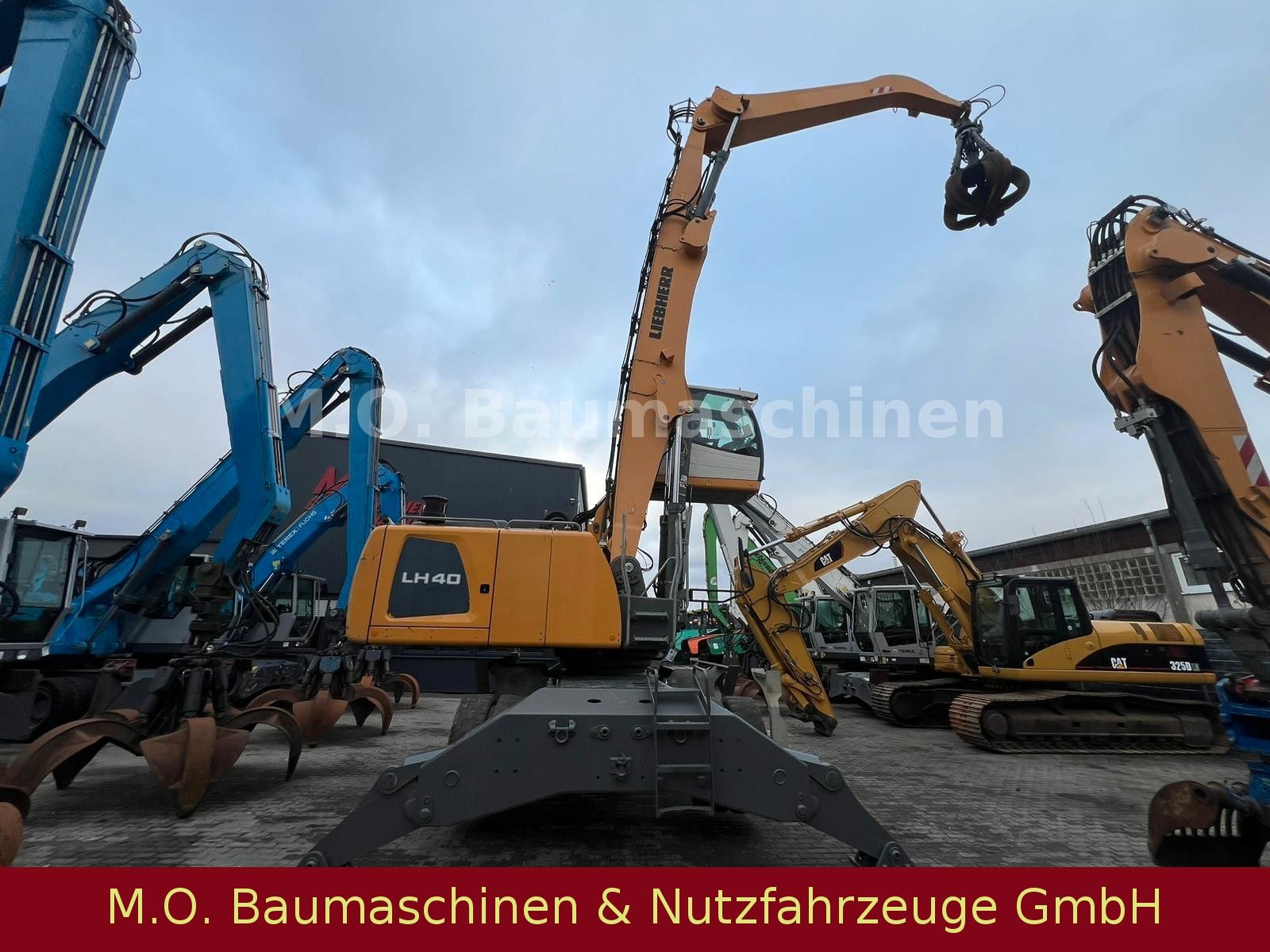 Fahrzeugabbildung Liebherr LH 40 M Litronic/Greifer / Magnetanlage