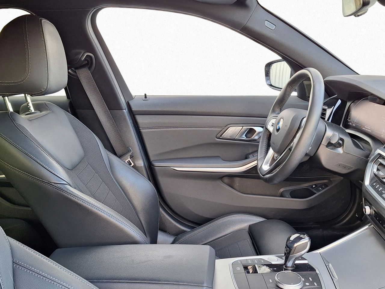 BMW 330 - Bild 9