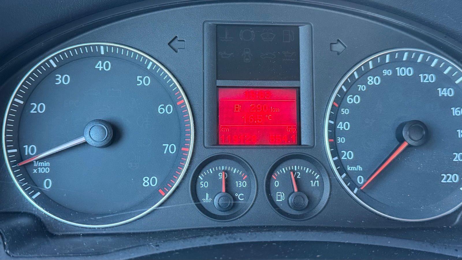 Volkswagen Golf 2005 — photo 15