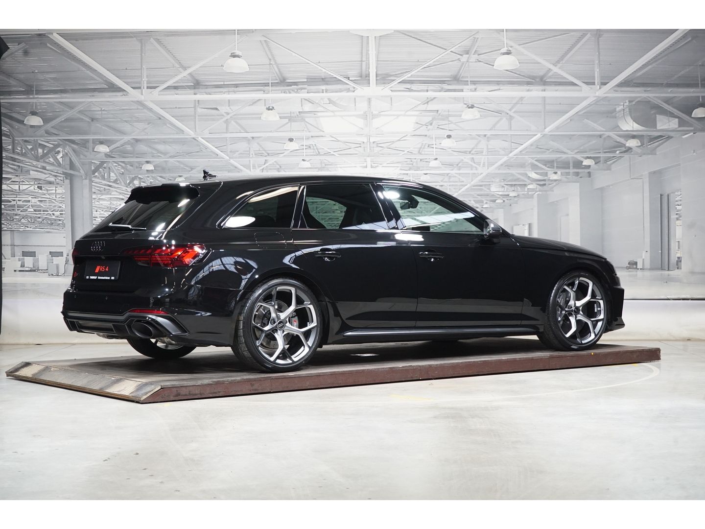 Audi RS4 - Bild 3