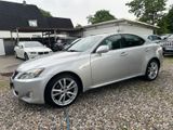 Lexus IS 220 220d Luxury Line - Lexus IS 220 mit Diesel-Antrieb