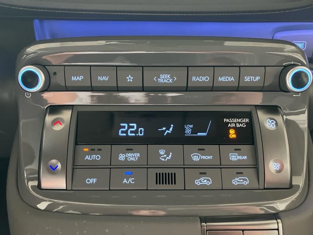 Fahrzeugabbildung Hyundai INSTER Cross EV 49 kWh KlimaA Navi SHZ KeyLess