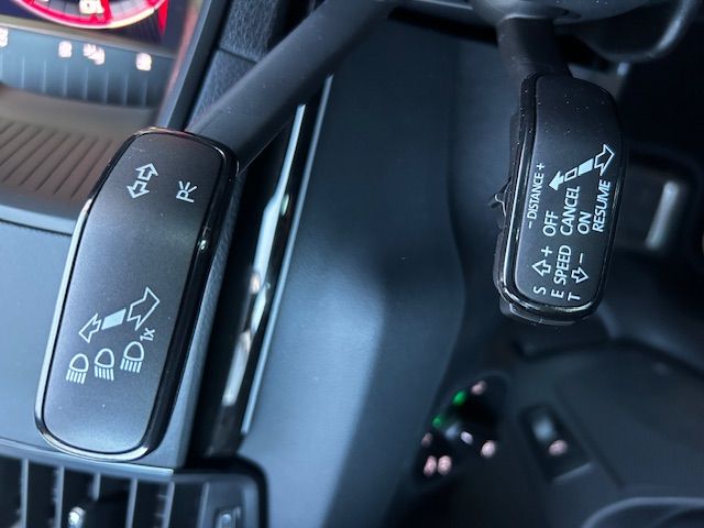Karoq Sportline NAV;AHK;KAMERA;ACC