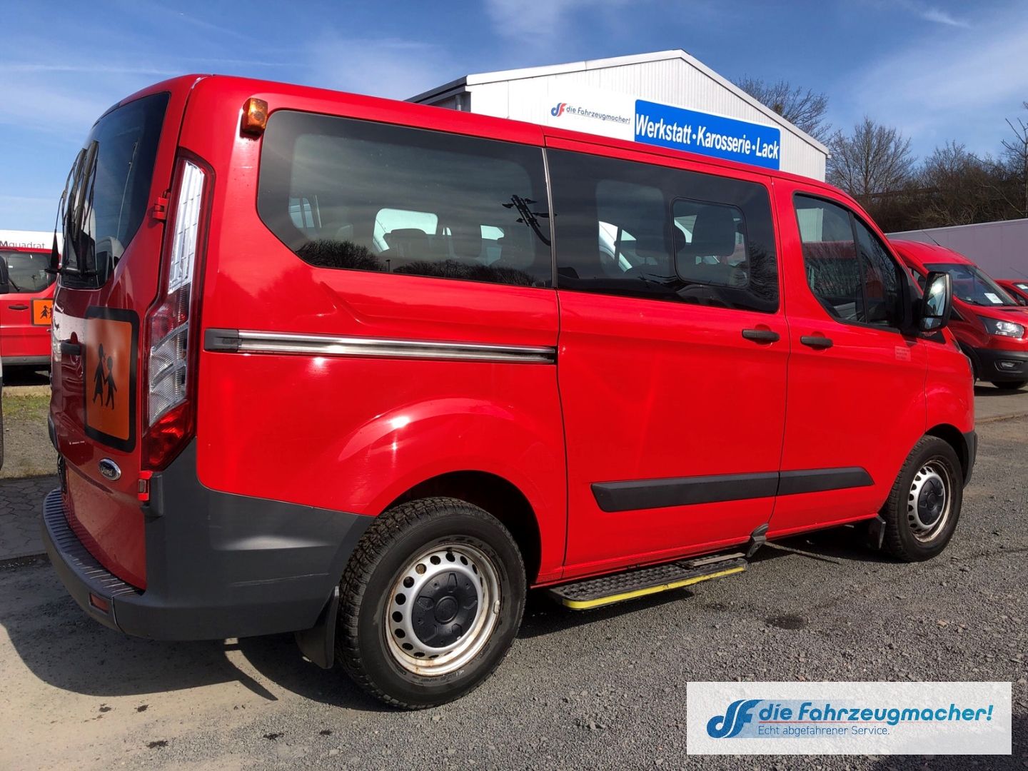 Fahrzeugabbildung Ford Transit Custom Kombi 300 L1 2.2 TDCi *2311