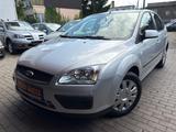 Ford Focus Lim. Fun X Klimaautomatik!! - Ford Focus aus 2007 mit Benzin-Antrieb: Limousine
