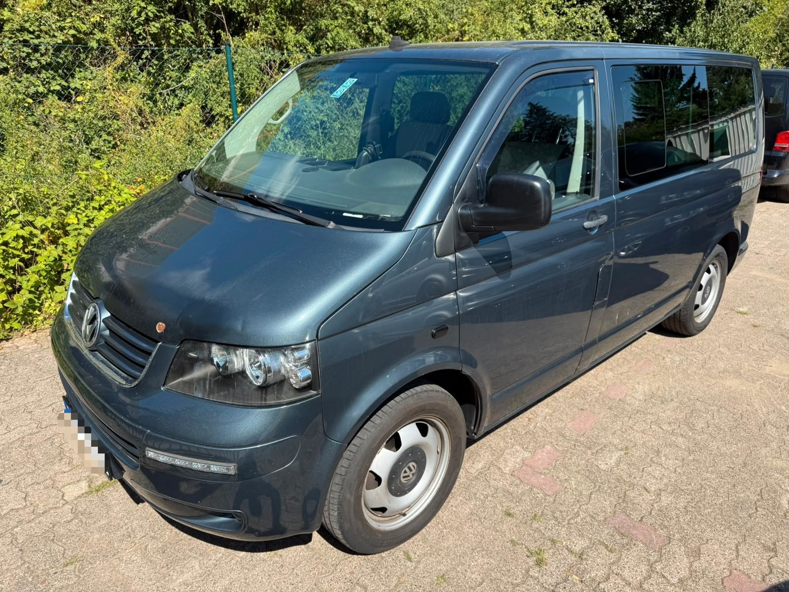 Volkswagen T5 Multivan - 1