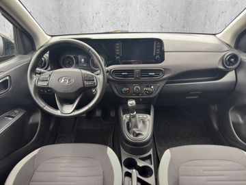 Hyundai i10 1.0 Edition 30+ +Navi+Kam.+SHZ+SpurH+PDC+LM