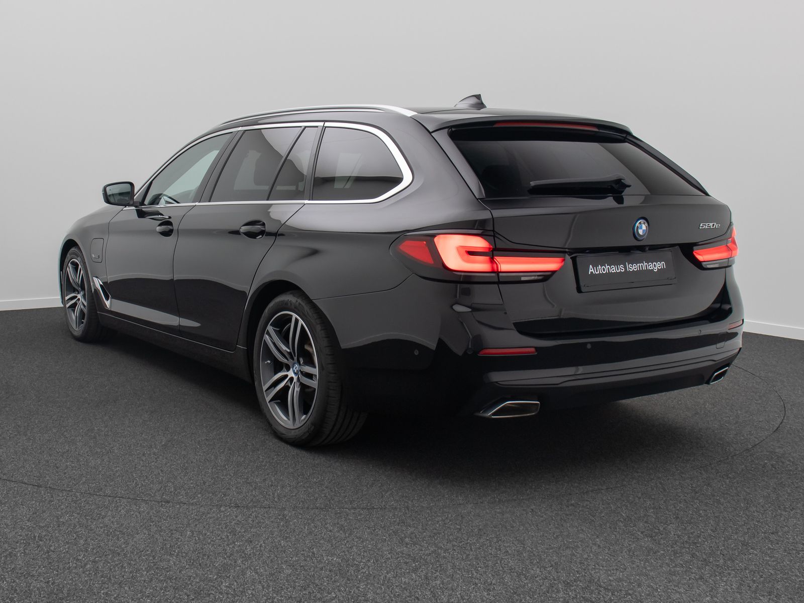 Fahrzeugabbildung BMW 520e  360° Laser HUD DAB H/K ACC Komfort Alarm