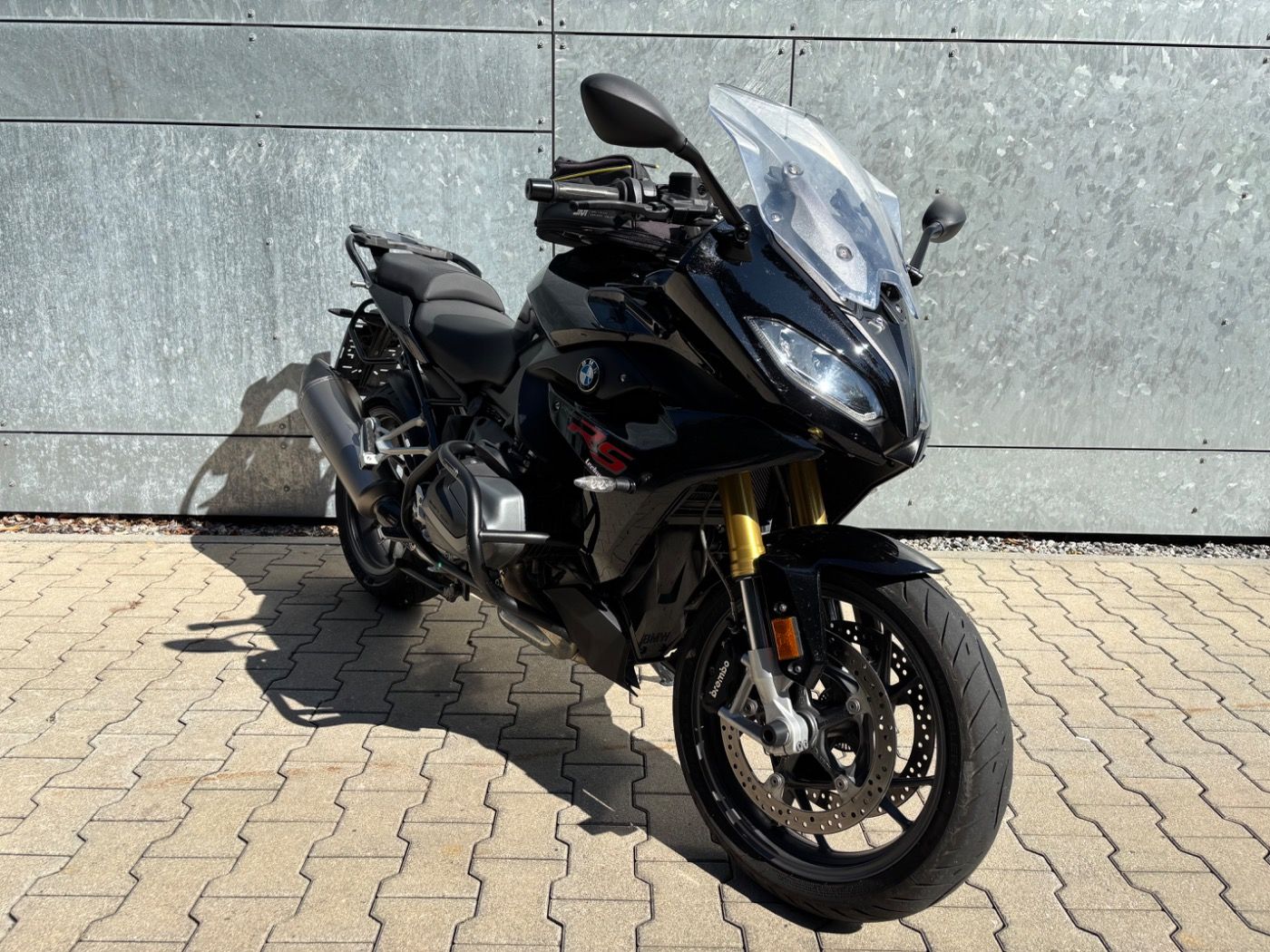Fahrzeugabbildung BMW R 1250 RS Style Triple Black 3 Pakete Akrapovic