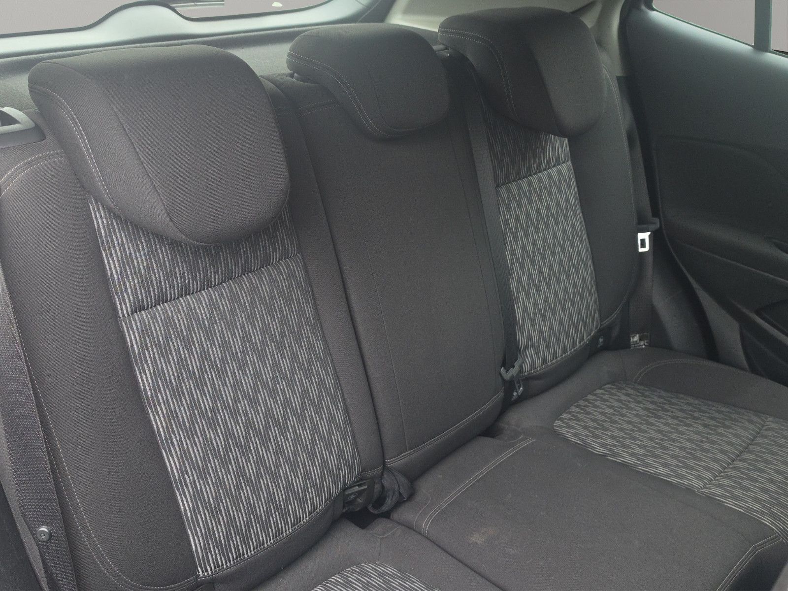 Fahrzeugabbildung Opel Mokka Edition ecoFlex 4x4