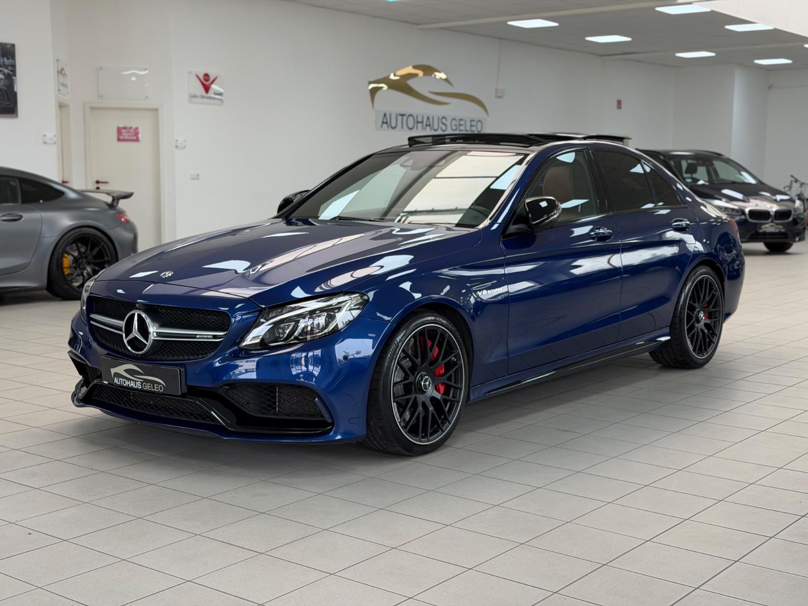 Mercedes-Benz C63S AMG /DESIGNO/BURM./360°-KAM/PANO/HUD/MEMORY