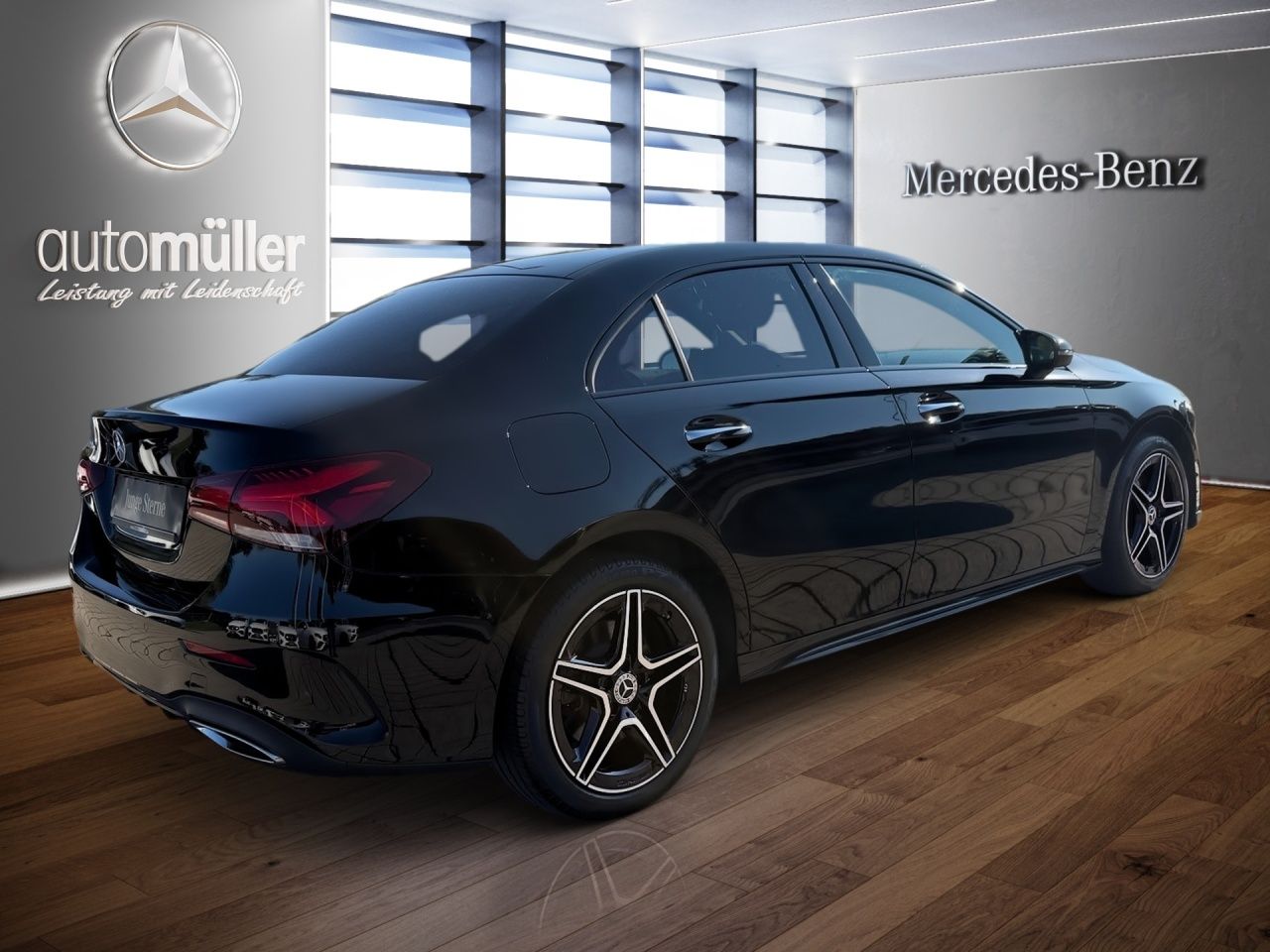 Fahrzeugabbildung Mercedes-Benz A 250 e Limousine AMG+NIGHT+MULTIBEAM+STNDHZ+++