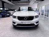 Volvo XC40 MOMENTUM AWD AUTOMAT+KLIMA+NAVI+LEDER+PANO+ - Volvo XC40 in Mannheim