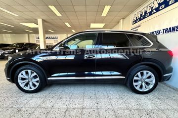 Volkswagen Touareg - 8
