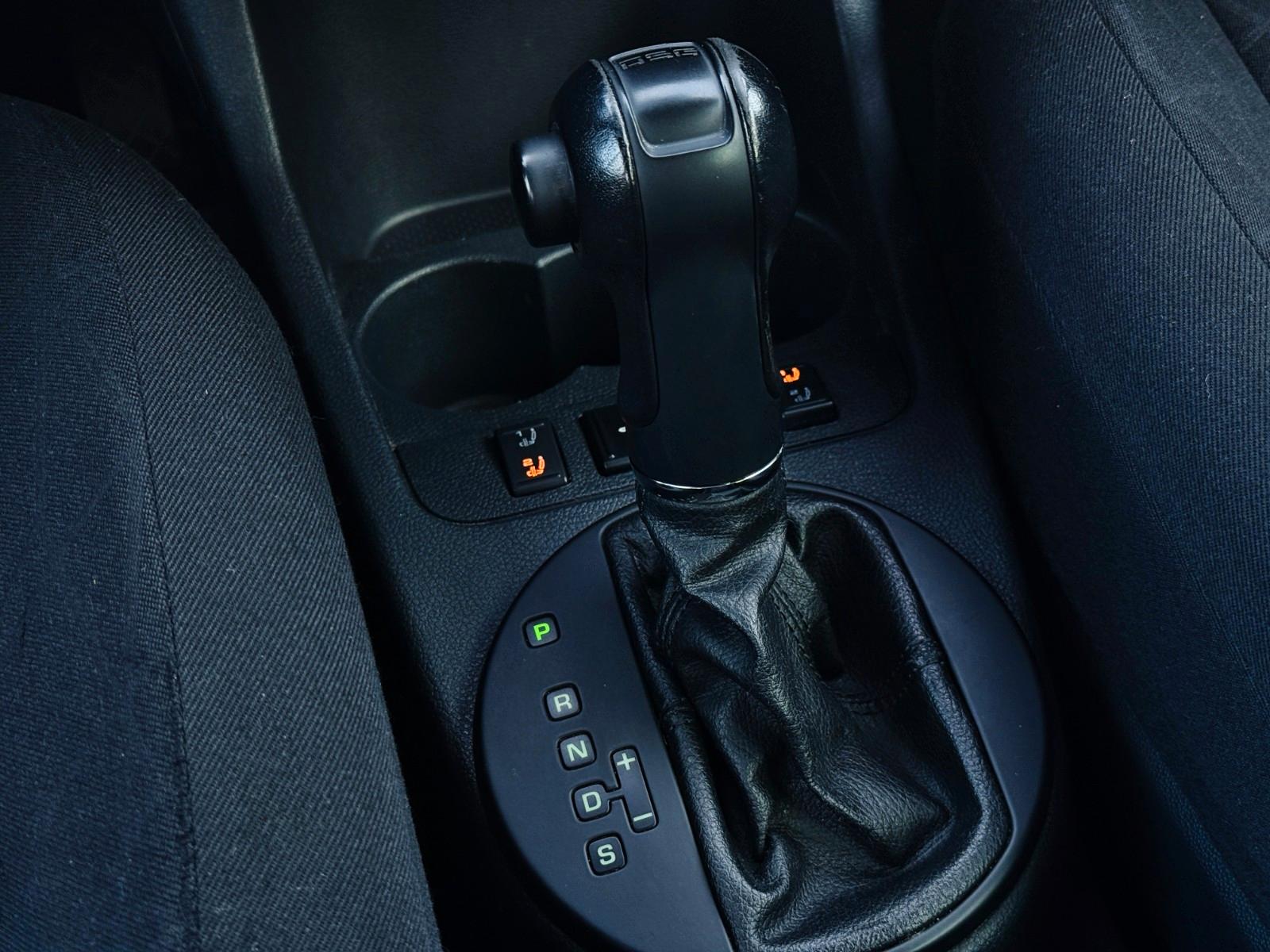 Skoda Fabia 2011 — photo 19