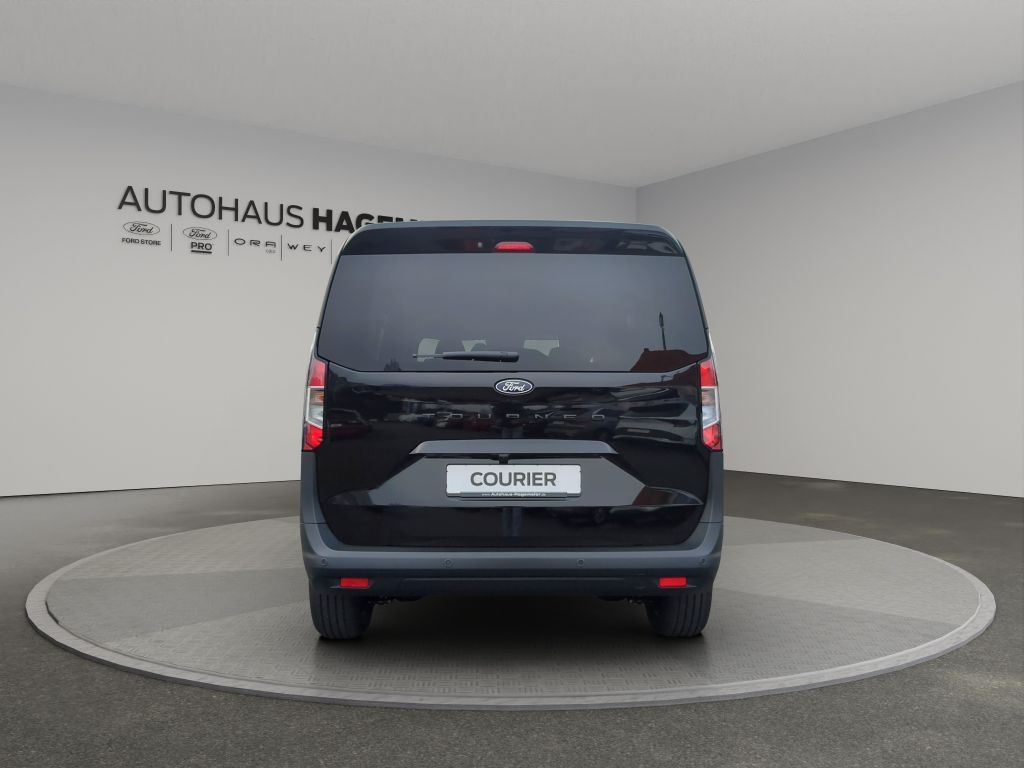 Fahrzeugabbildung Ford Tourneo Courier Titanium Automatik