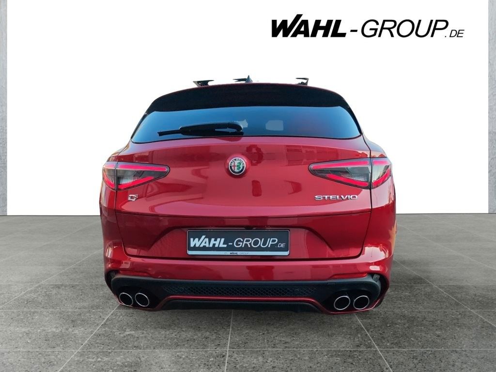 Alfa Romeo Stelvio - Bild 6