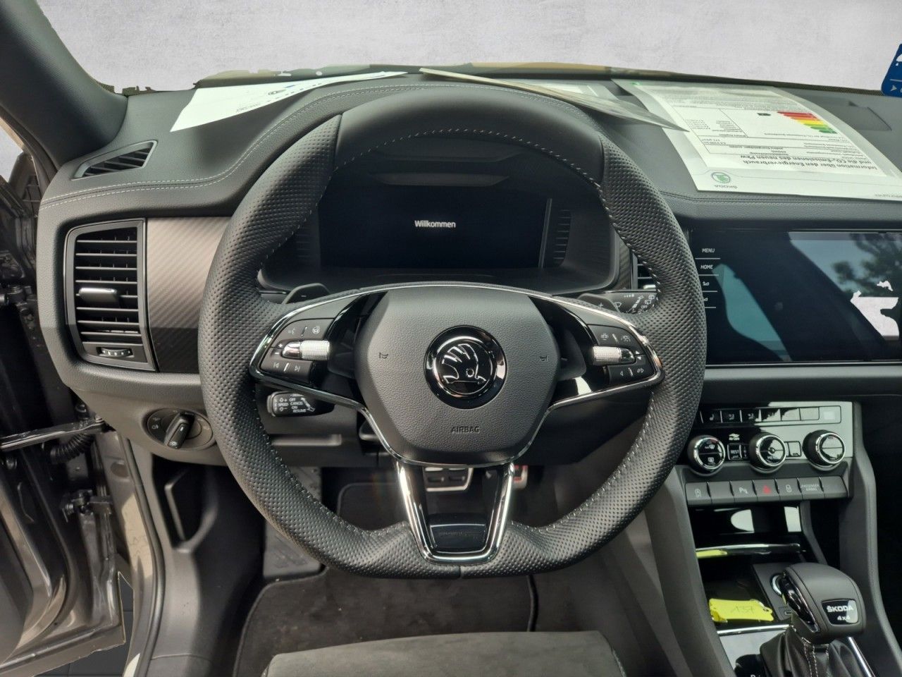 Fahrzeugabbildung SKODA Kodiaq Sportline 2.0 TDI 4x4 LED NAVI/ACC/MATRIX